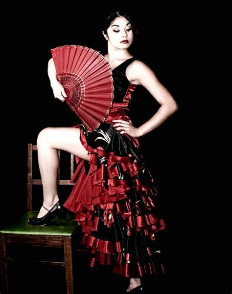 Tortilla Fiesta: A Celebration of Spanish Cuisine and Flamenco Dance with the Enchanting Rosalía!